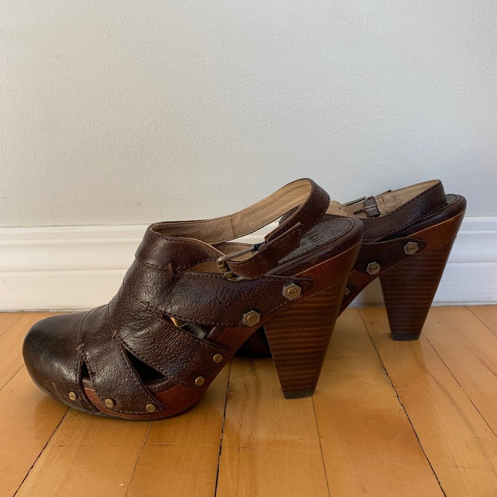 FRYE - Flora Stitch Clog Heels